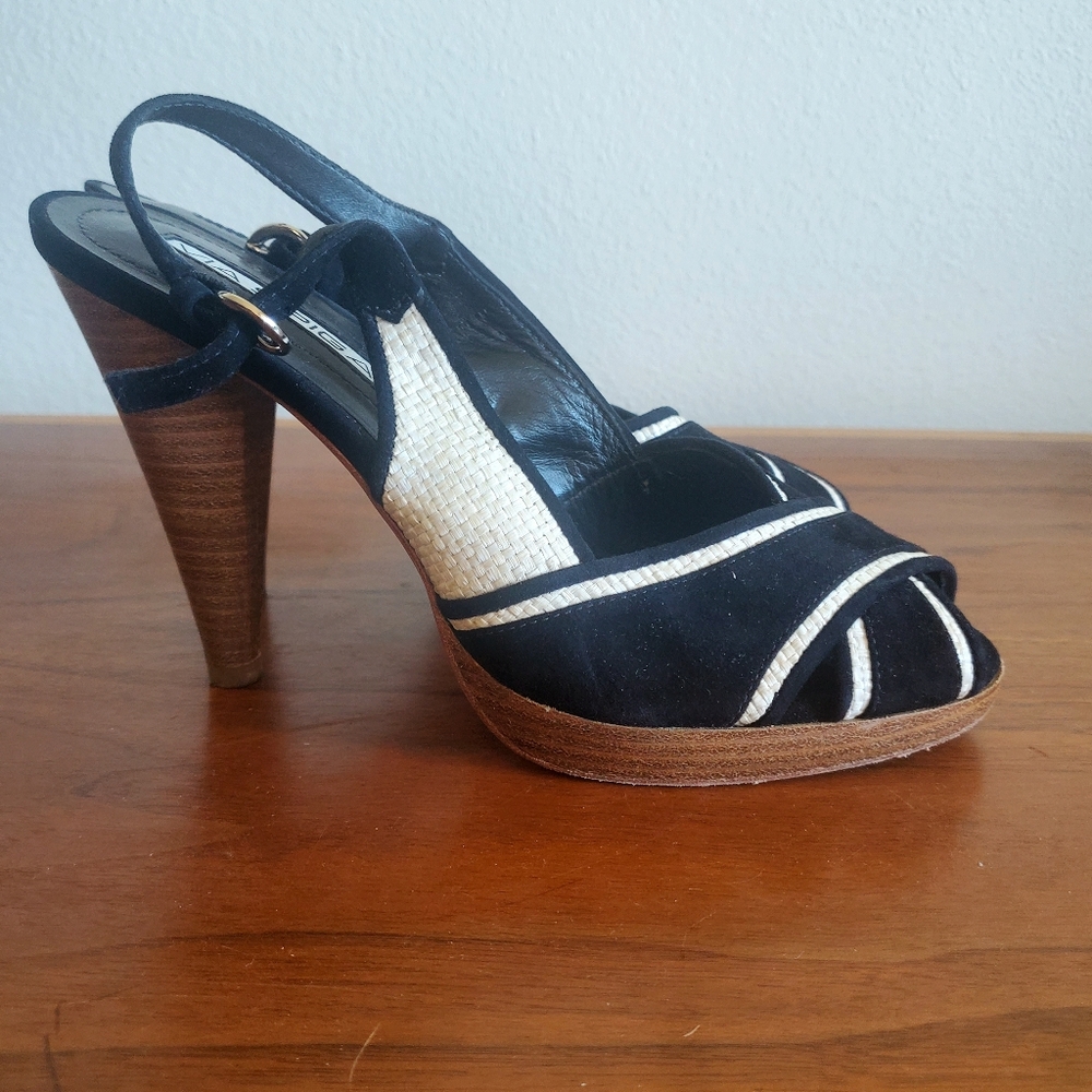 EUC Via Spiga pumps